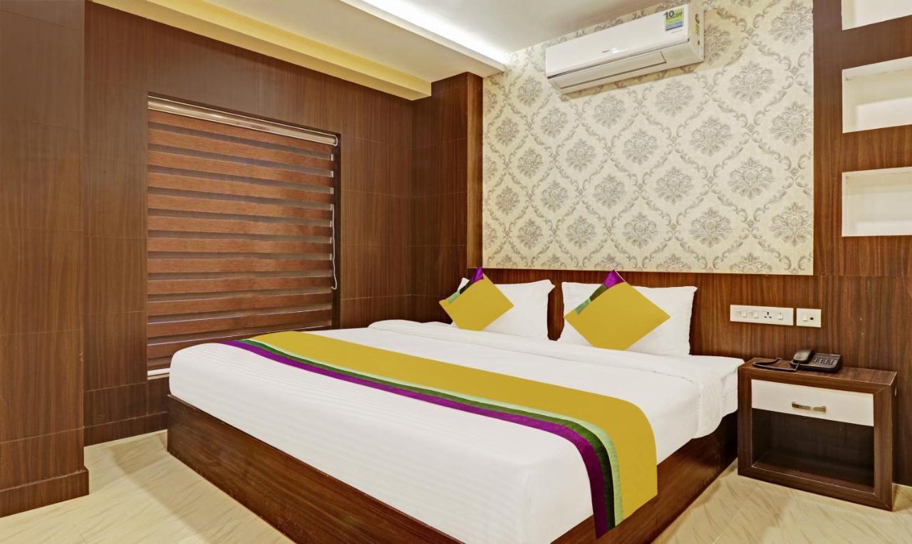 Itsy Hotels Sapphire Residency Manjeri Exteriör bild